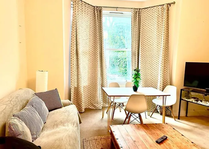 Peaceful Park Side Apartment