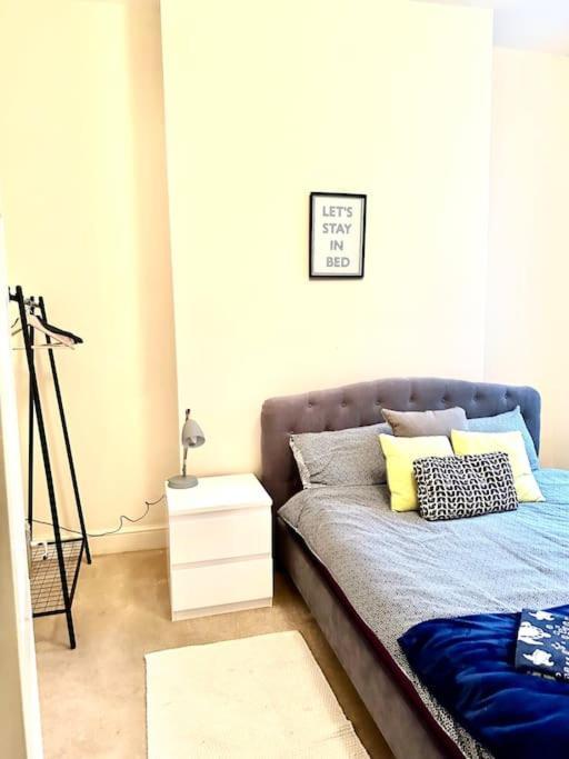 Peaceful Park Side Apartment *